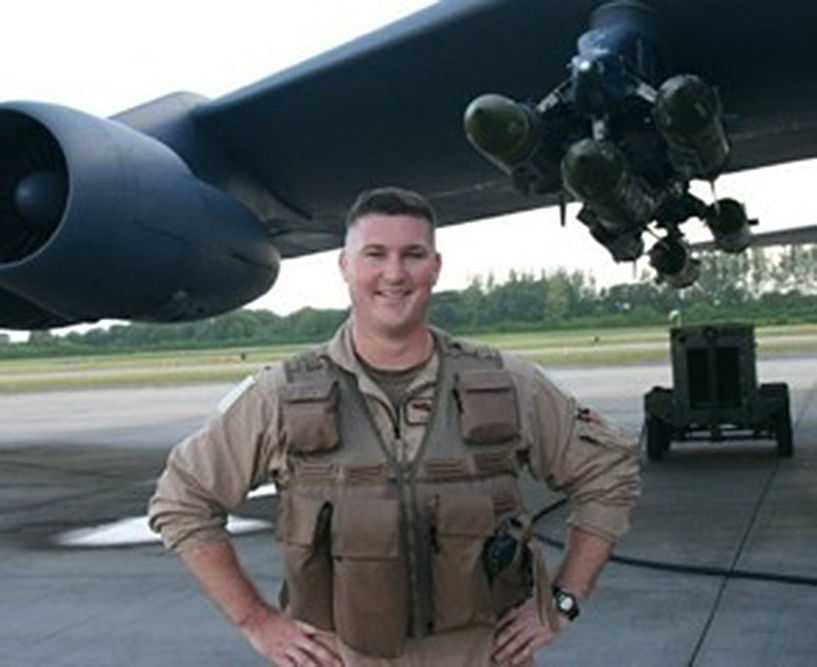 B'wood grad who became B52 pilot headed to Houston for airshow News