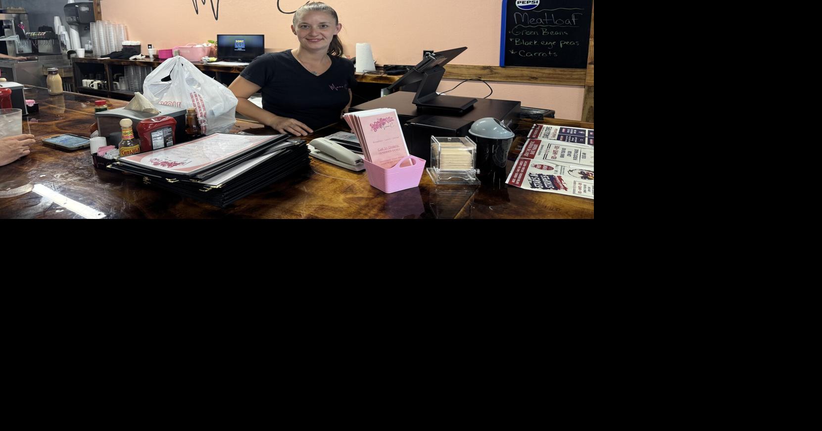 Crystal and Alberto Piña working to bring diners back to downtown Freeport Mama C's aims to bring diners back to downtown Freeport