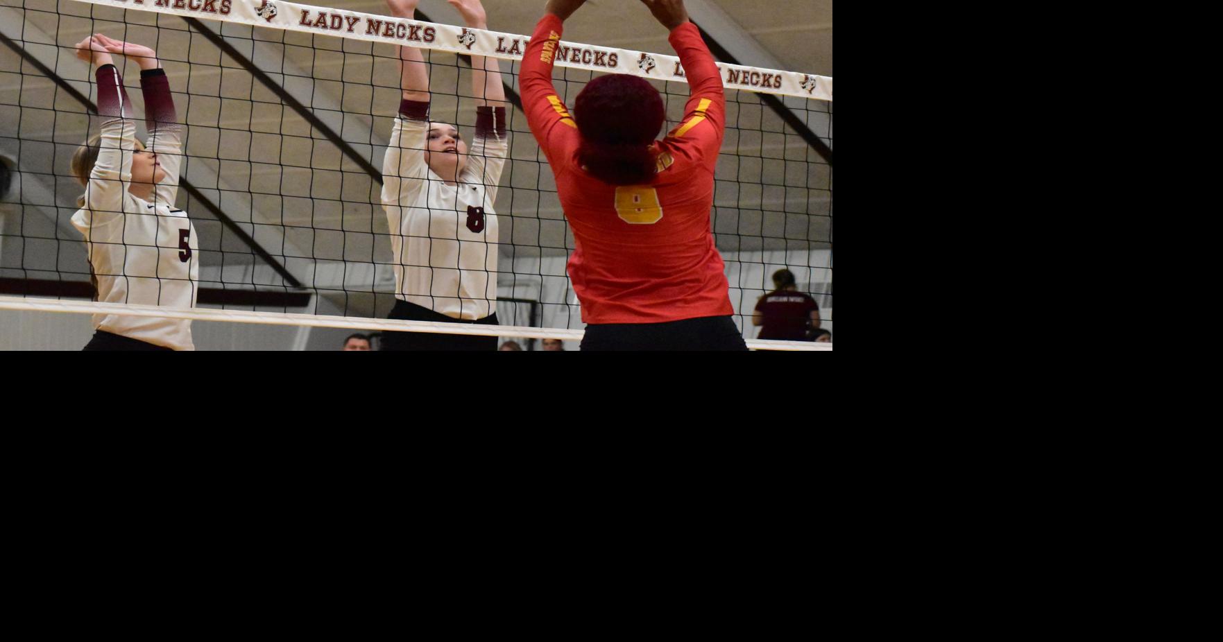 Lady ’Necks take sole possession of second Sports