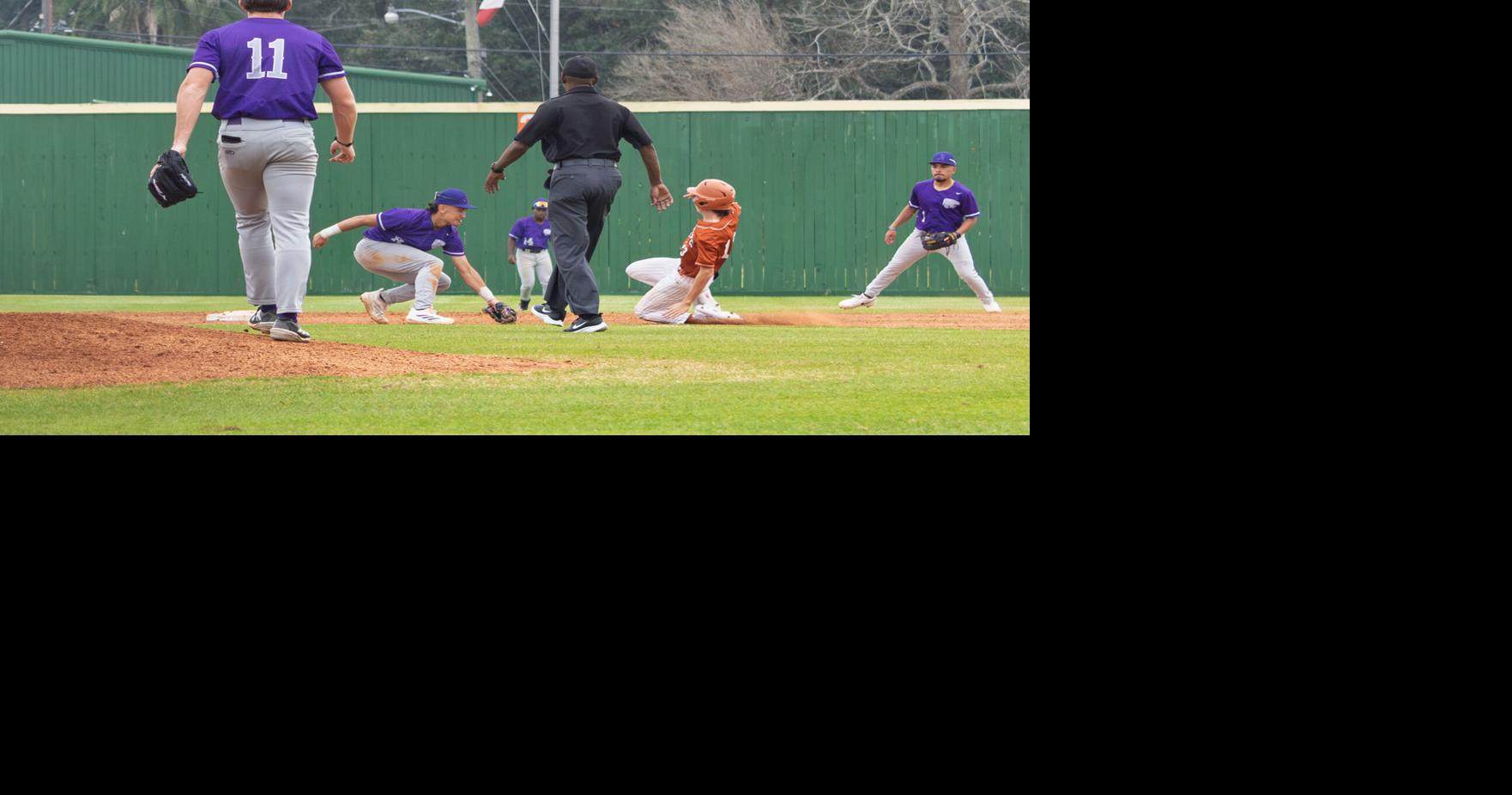 Versatile Estrada counted on to lead Angleton baseball team | Local ...