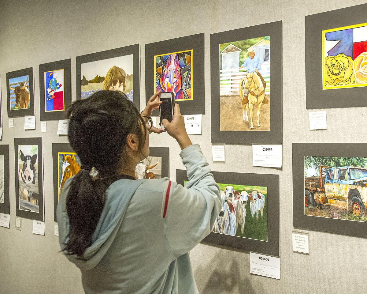 Southern Draw Exhibition Lets Young Artists Show Off Their