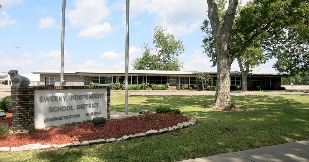 Exemployee, Sweeny ISD appear headed for trial News