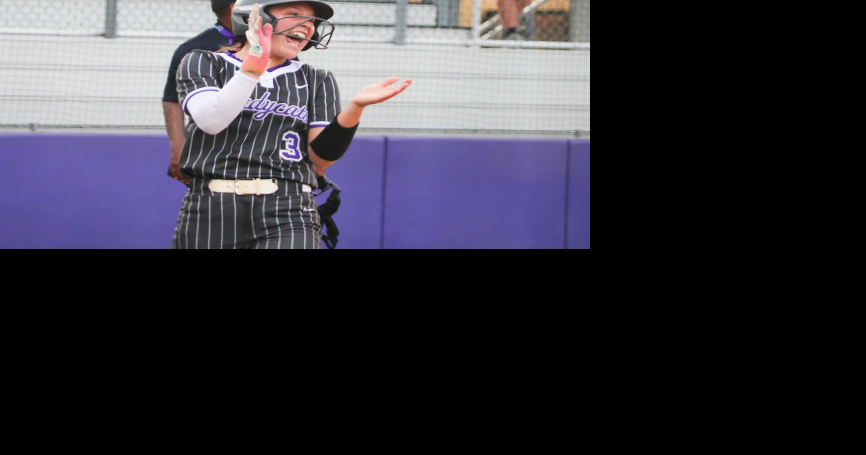 Last-inning home runs rally Angleton to win over Texas City, outright ...