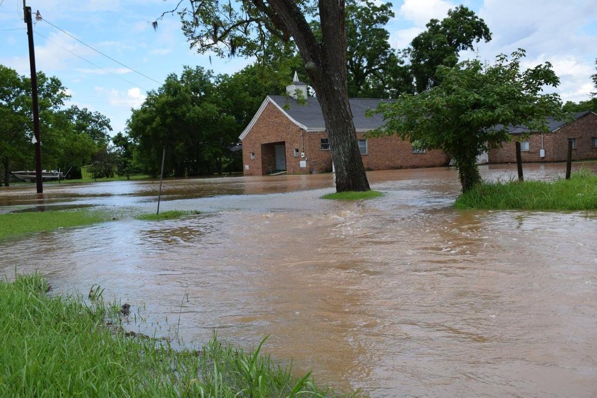 PHOTO GALLERY Brazos River overtaking Rosharon Free Share