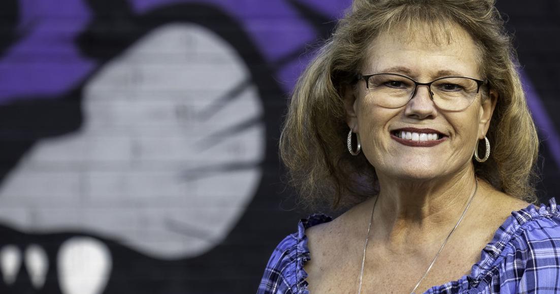 PATTI LANIER BLUDAU: Big windows allow us to view life moments, big and small - Vimarsana News