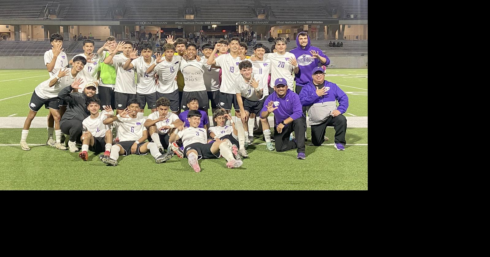 Angleton makes history with state semifinal appearance but job not done ...
