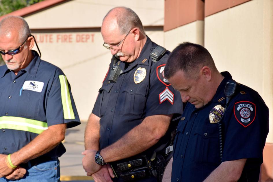 Clute honors police with prayer service News