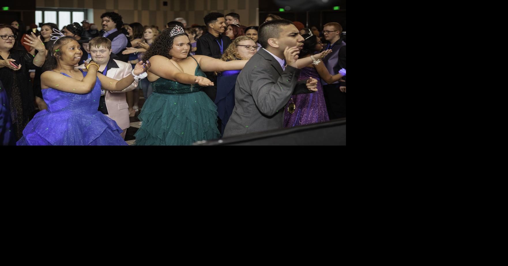 A Night in the Spotlight Presents The Prince and The Princess Prom ...