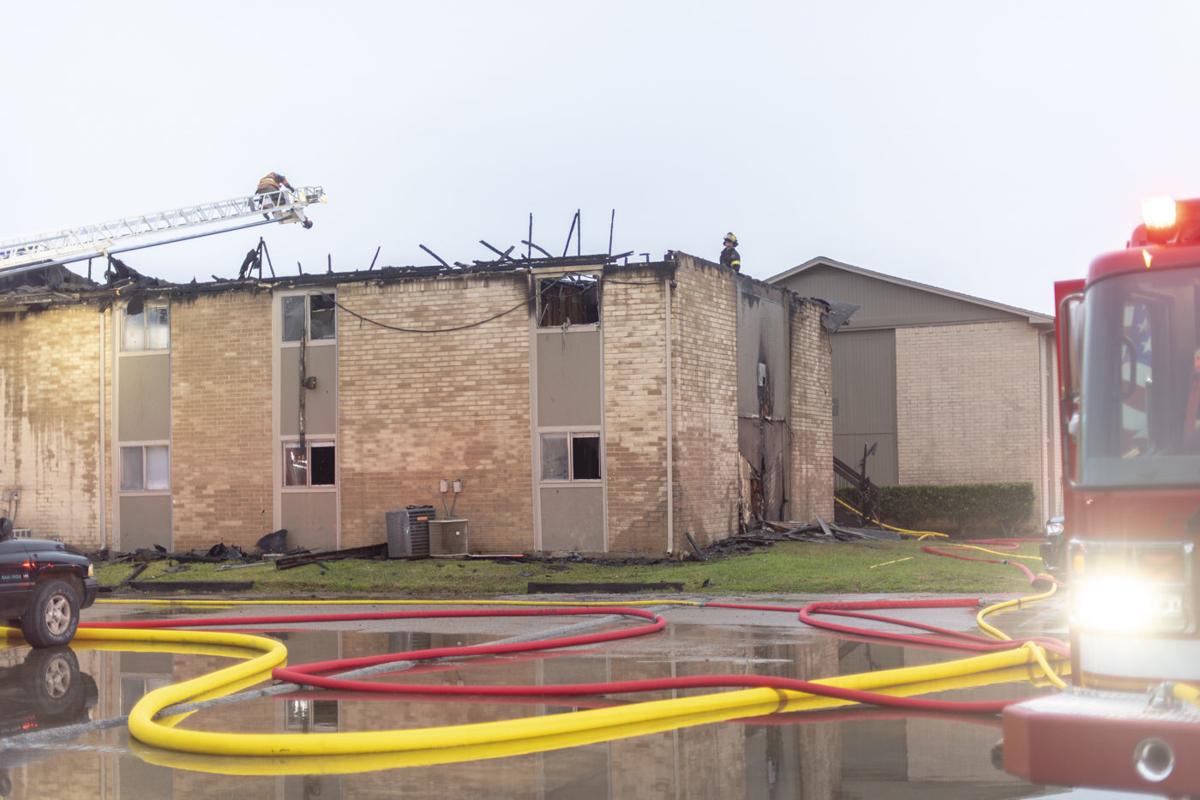 34 Displaced By Apartment Fire City Collecting Donations News
