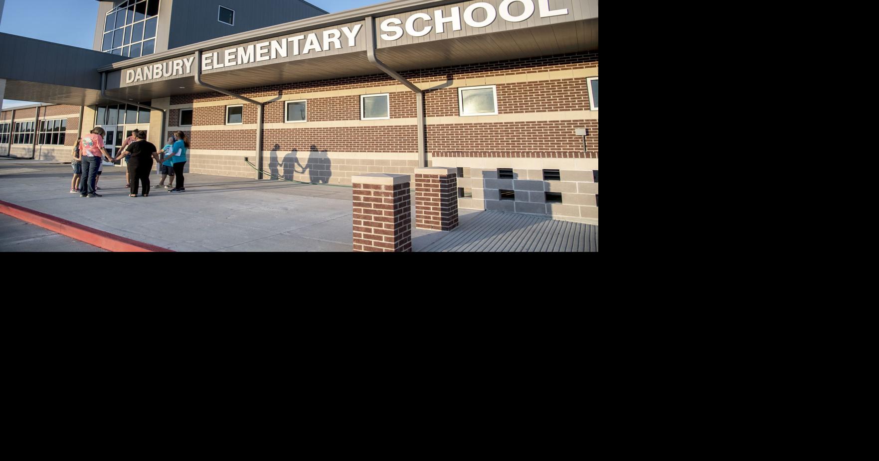 Danbury ISD considering teacher raises News