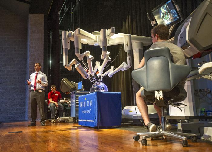 Professor delivers robotics workshop at Brazos County school