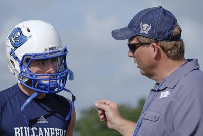 Deatley Resigns As Brazoswood Football Coach Thefacts Com