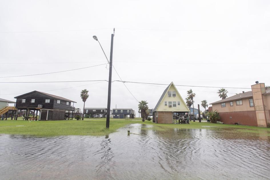 flash-flooding-biggest-worry-from-imelda-weather-officials-say-free