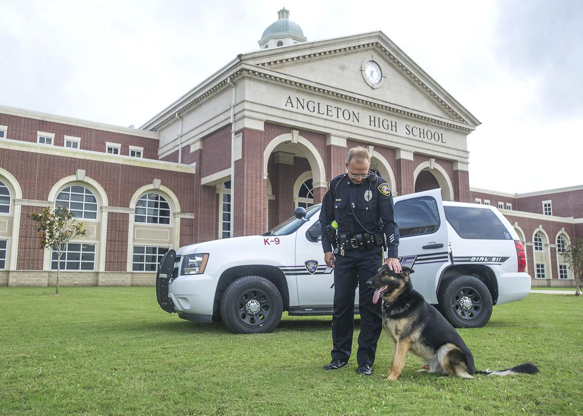 Angleton ISD K9 team earns honors at national competition | News