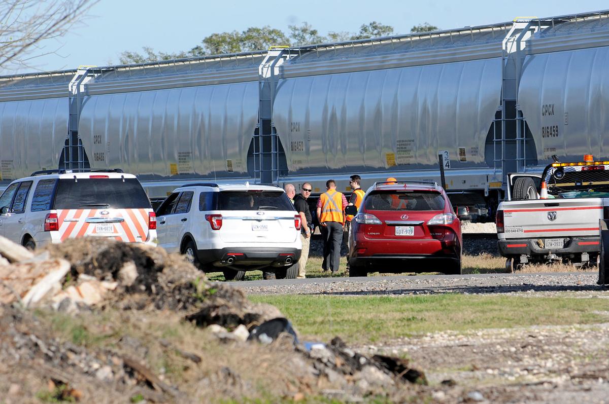 Man struck, killed by train in Brazoria Free Share