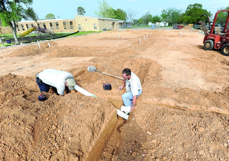 DAMON'S BIG DIG Crews begin work on Damon ISD expansion News