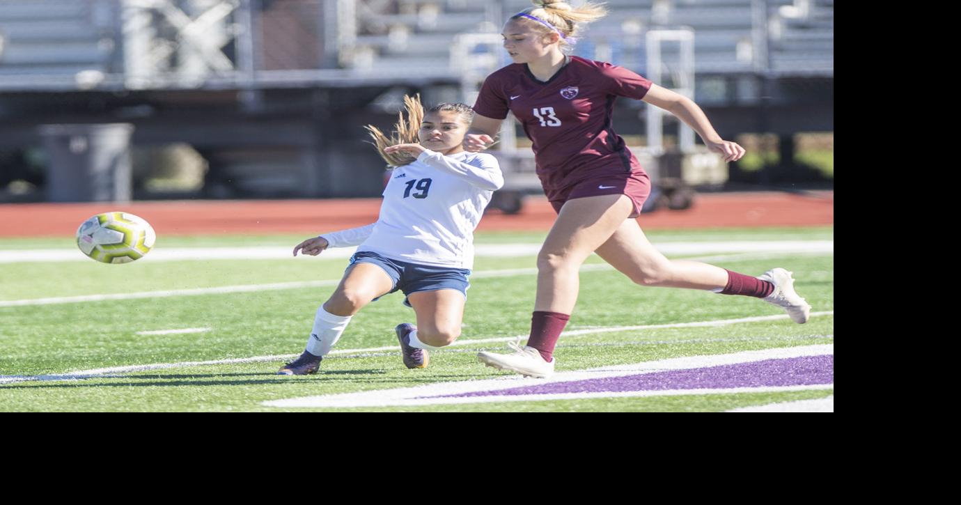 Lady 'Necks hold on for consolation title Sports