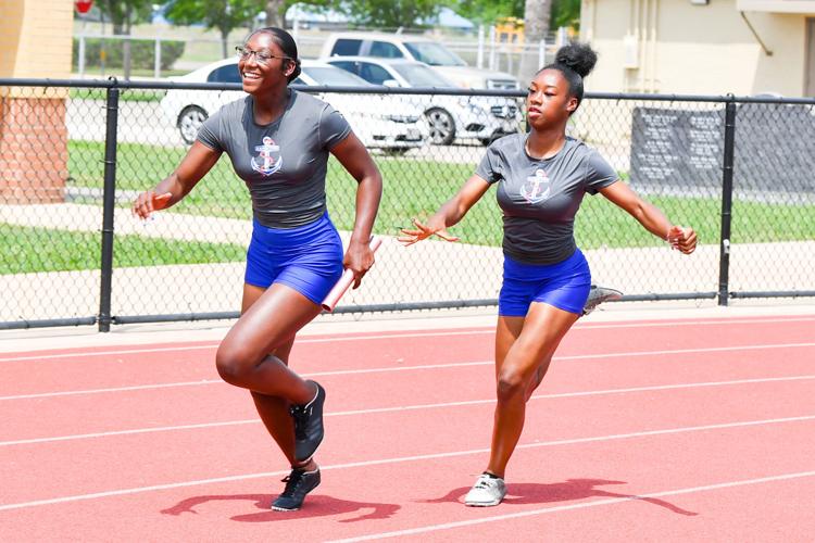 Brazosport Girls Track to State