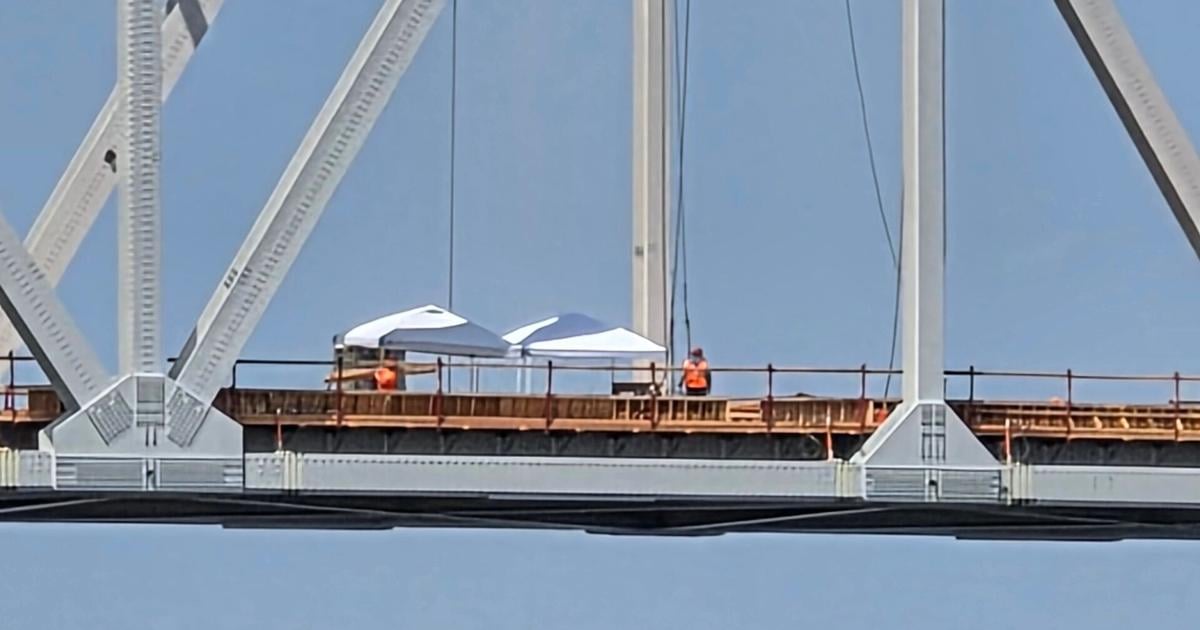 Lansing bridge slated to open in November