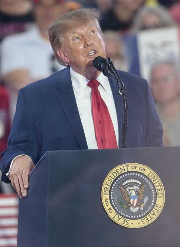 President Trump headlines Sioux City rally