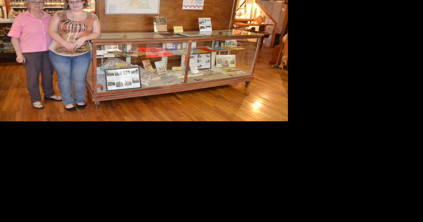 Time capsule from 1976 on display in Fairfield