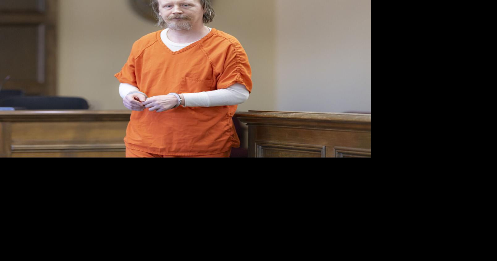 Marion man charged with indecent contact with children pleads to lesser charges