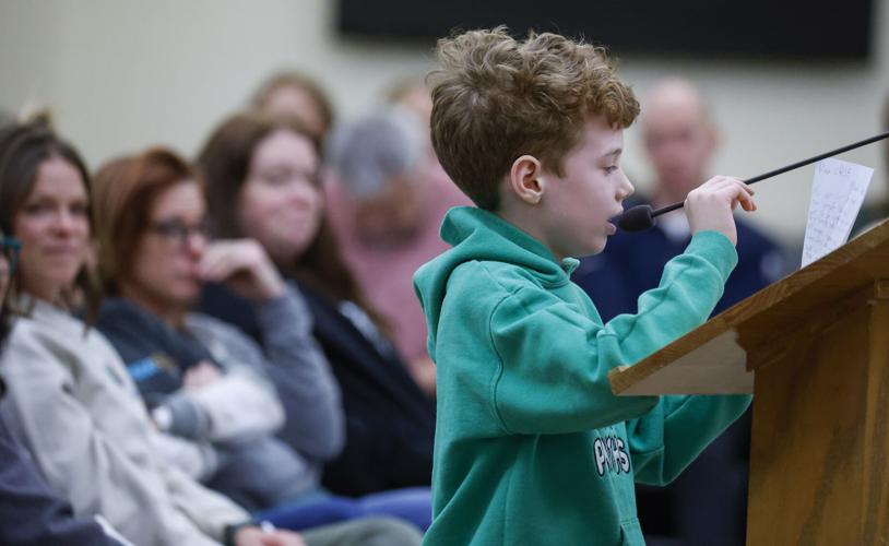‘Viable’ options: Cedar Rapids school board hears proposals to close a ...