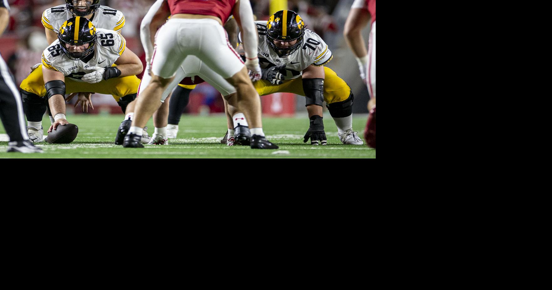 No. 23 Iowa football offensive line wins Joe Moore Award | Iowa ...