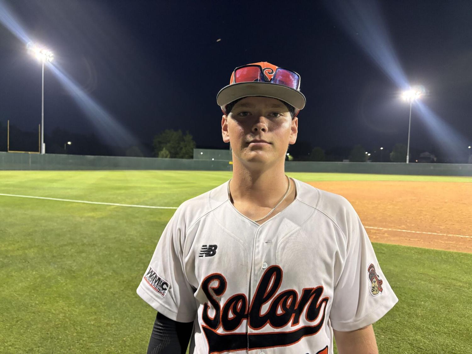 Solon's Tate Miller leads Spartans to District 5 finals with 10-5 win over Williamsburg