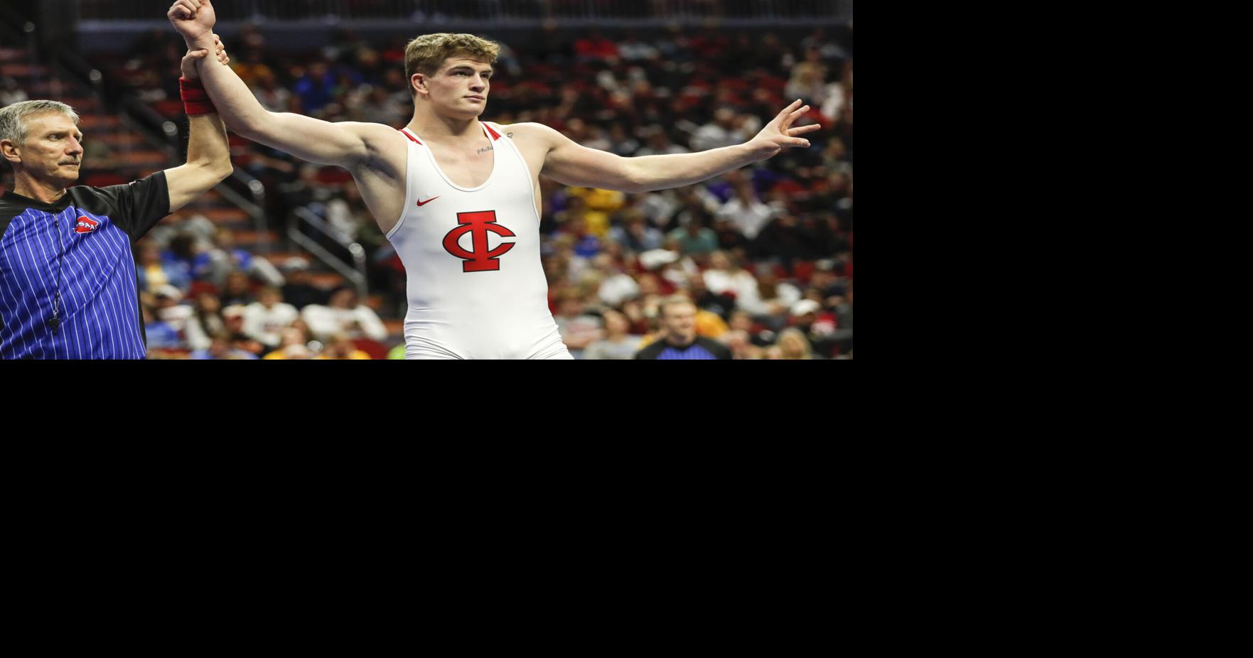 Ben Kueter pictures the culmination of a dominant Iowa high school ...