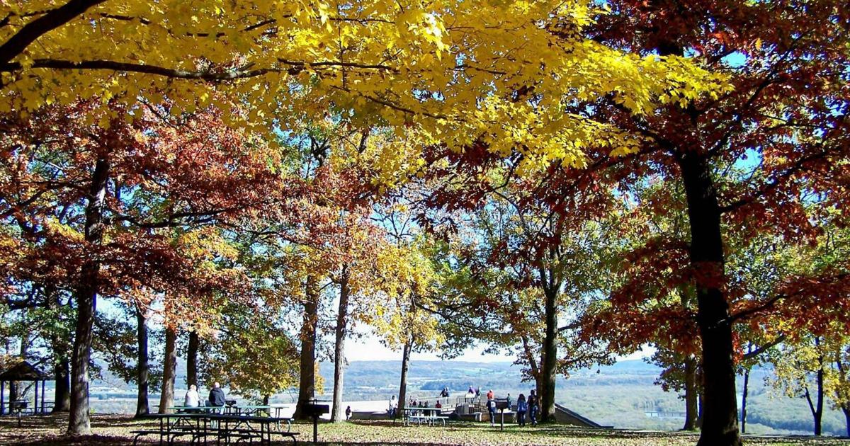 November In Iowa The best places to view fall foliage in Eastern Iowa | Travel ...