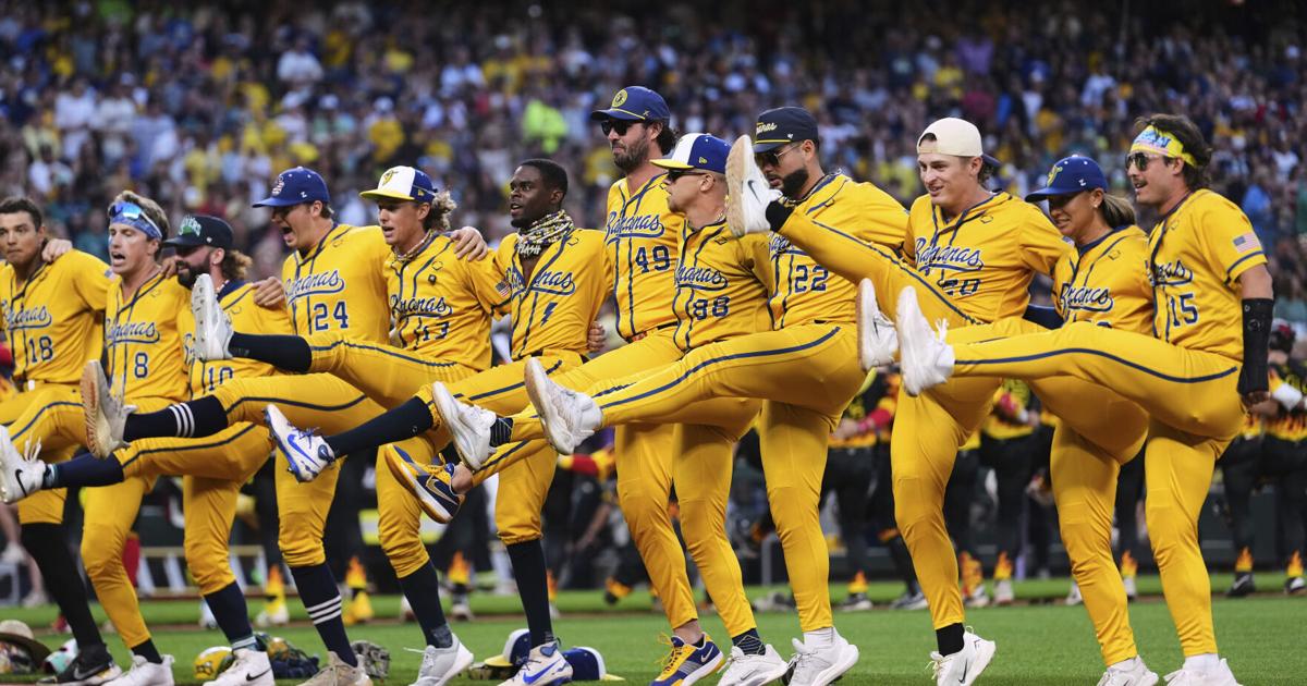 The Savannah Bananas are coming to Iowa City. Here's what to expect
