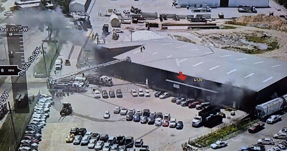 Cedar Rapids firefighters extinguish blaze at industrial building