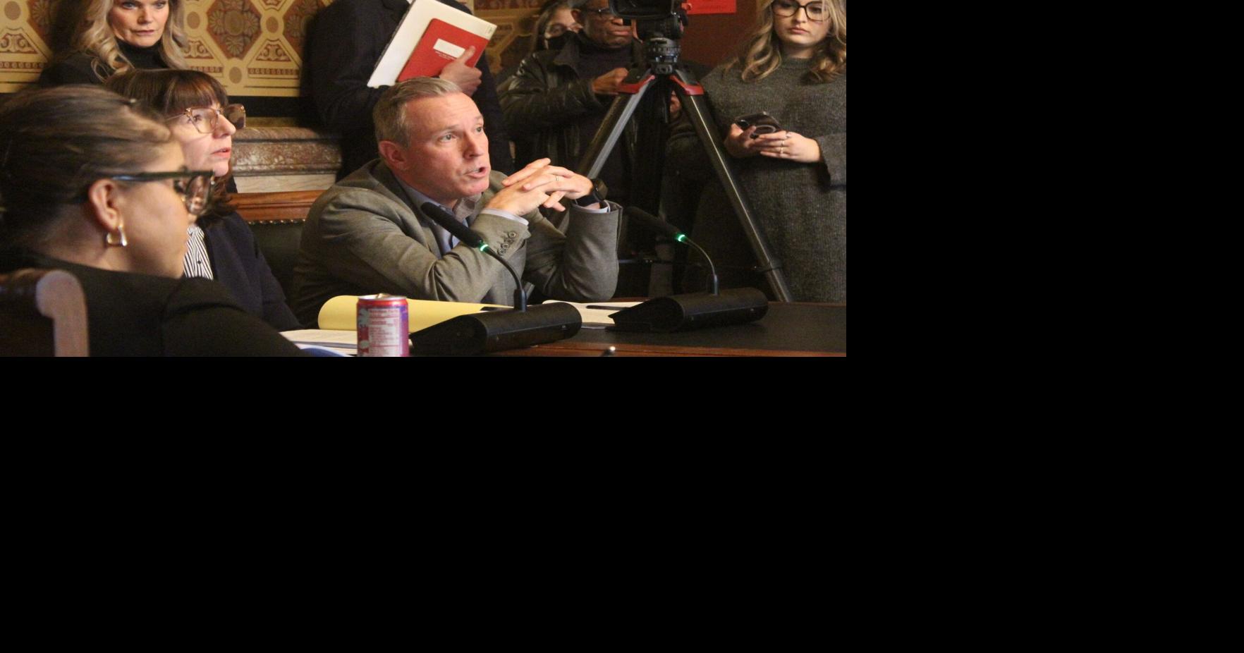 Arrest of former Des Moines schools superintendent motivates proposed ...