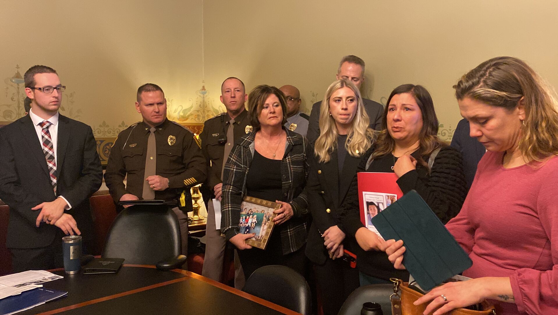 Grieving families decry bill pairing traffic camera ban with crackdown ...