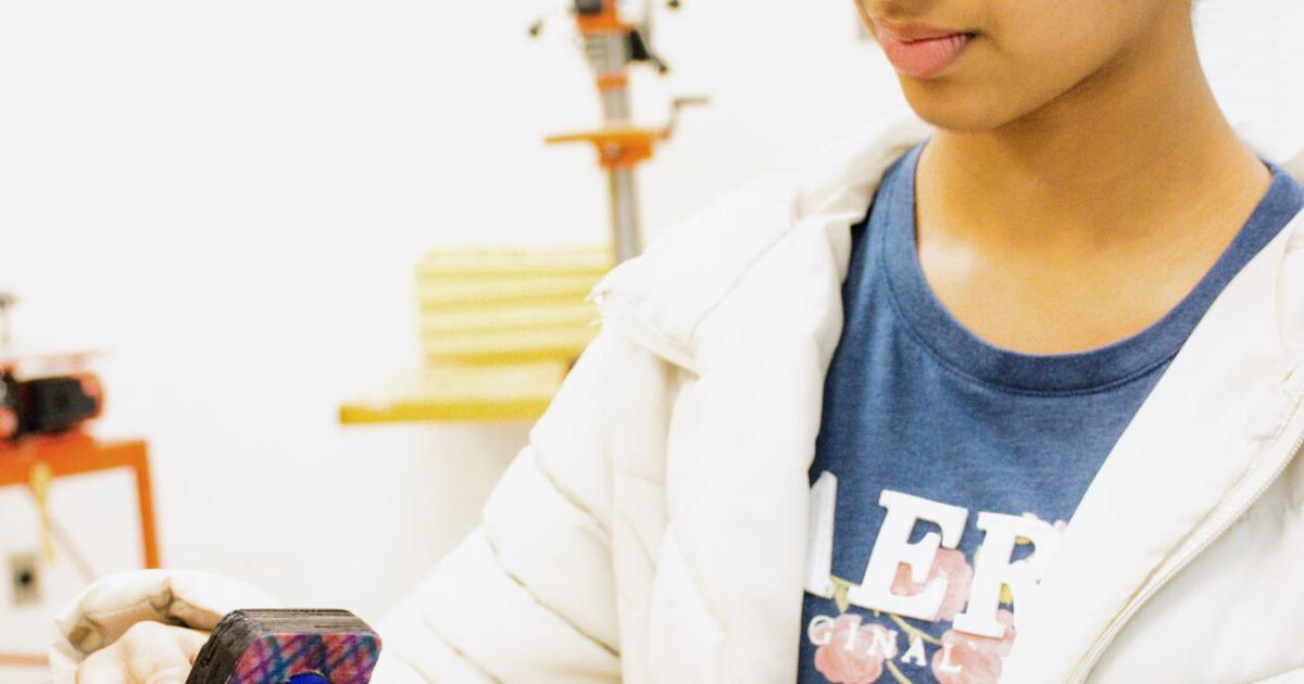 Middle-school engineering students solve problems using empathy ...