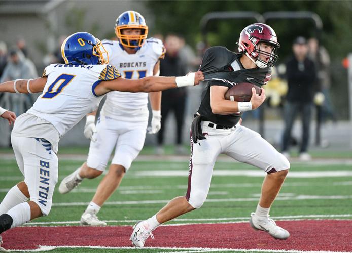 Photos: Benton Community vs. Mount Vernon football Friday, September 5 ...