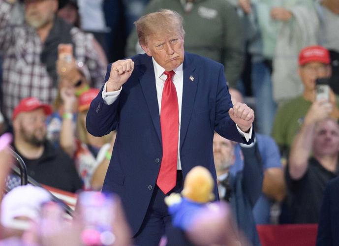 President Trump headlines Sioux City rally