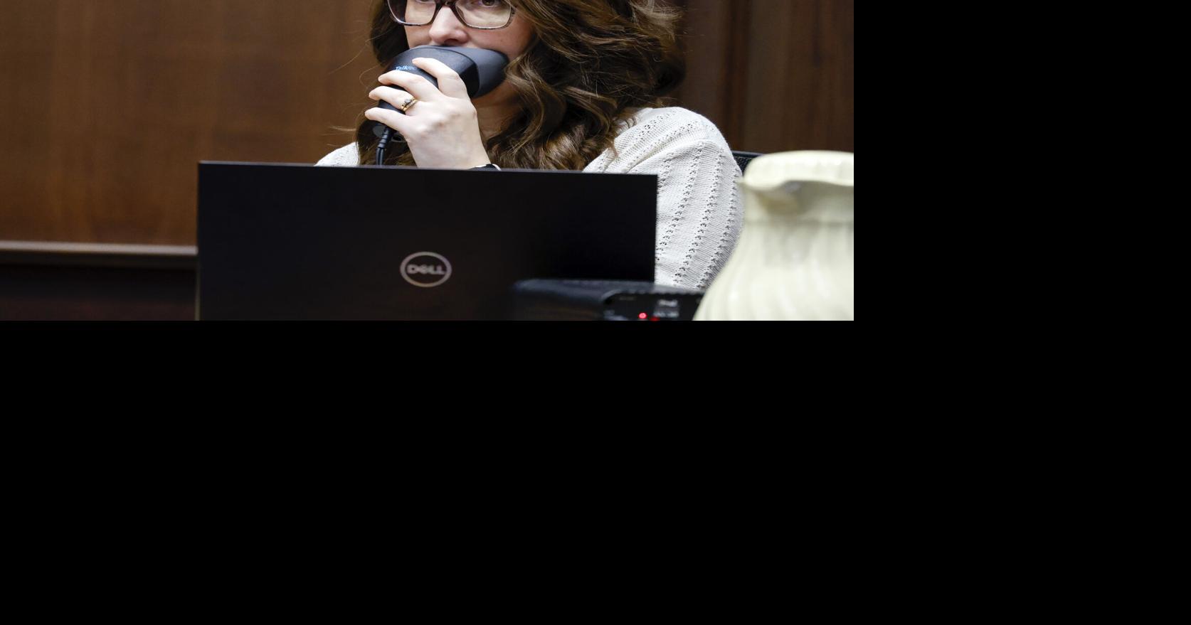 First ‘voice writers’ help address Iowa’s court reporter shortage ...