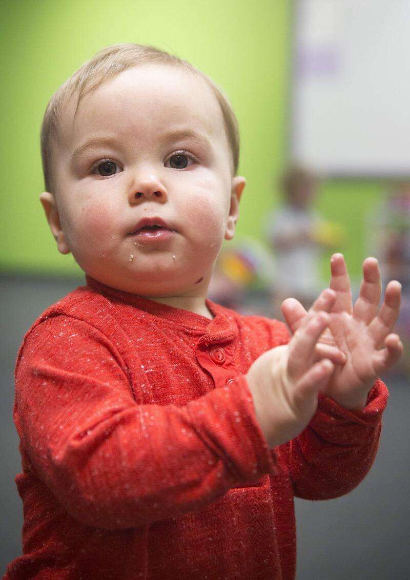 Baby sign language helps ease frustration, communication of young ...