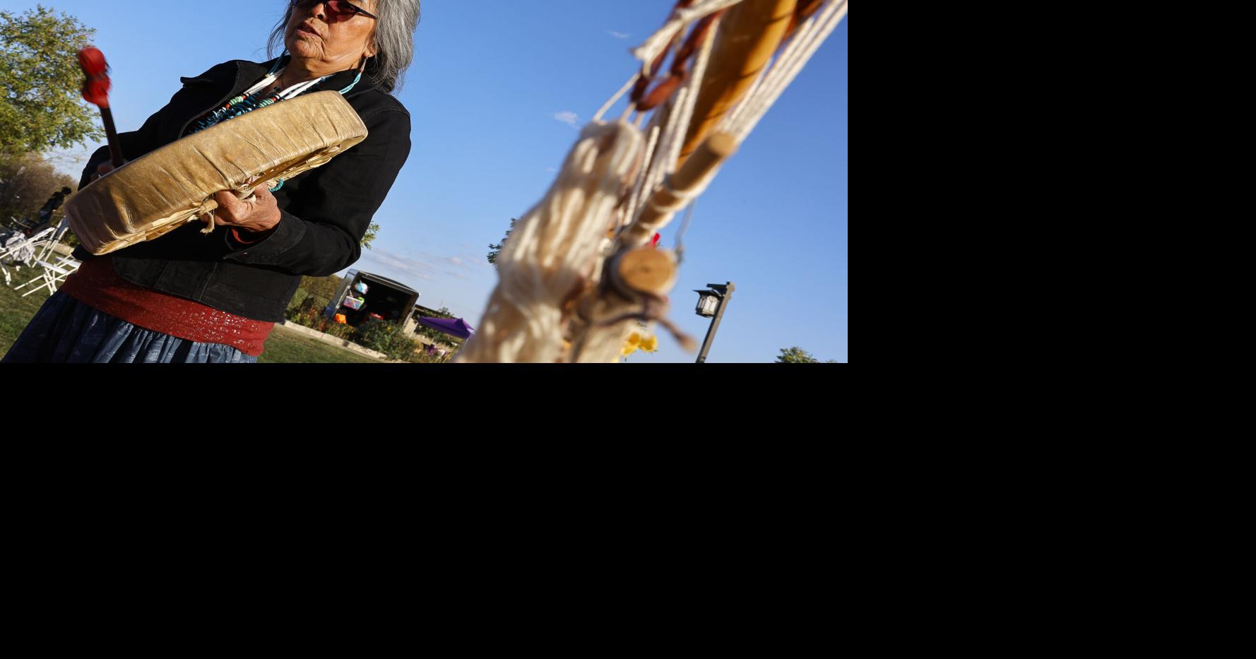 Indigenous Peoples’ Day in Iowa City | Gazette Photos | thegazette.com