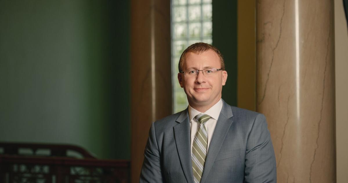 Dustin Hite Greene County attorney enters crowded Iowa U.S. Senate race as ...
