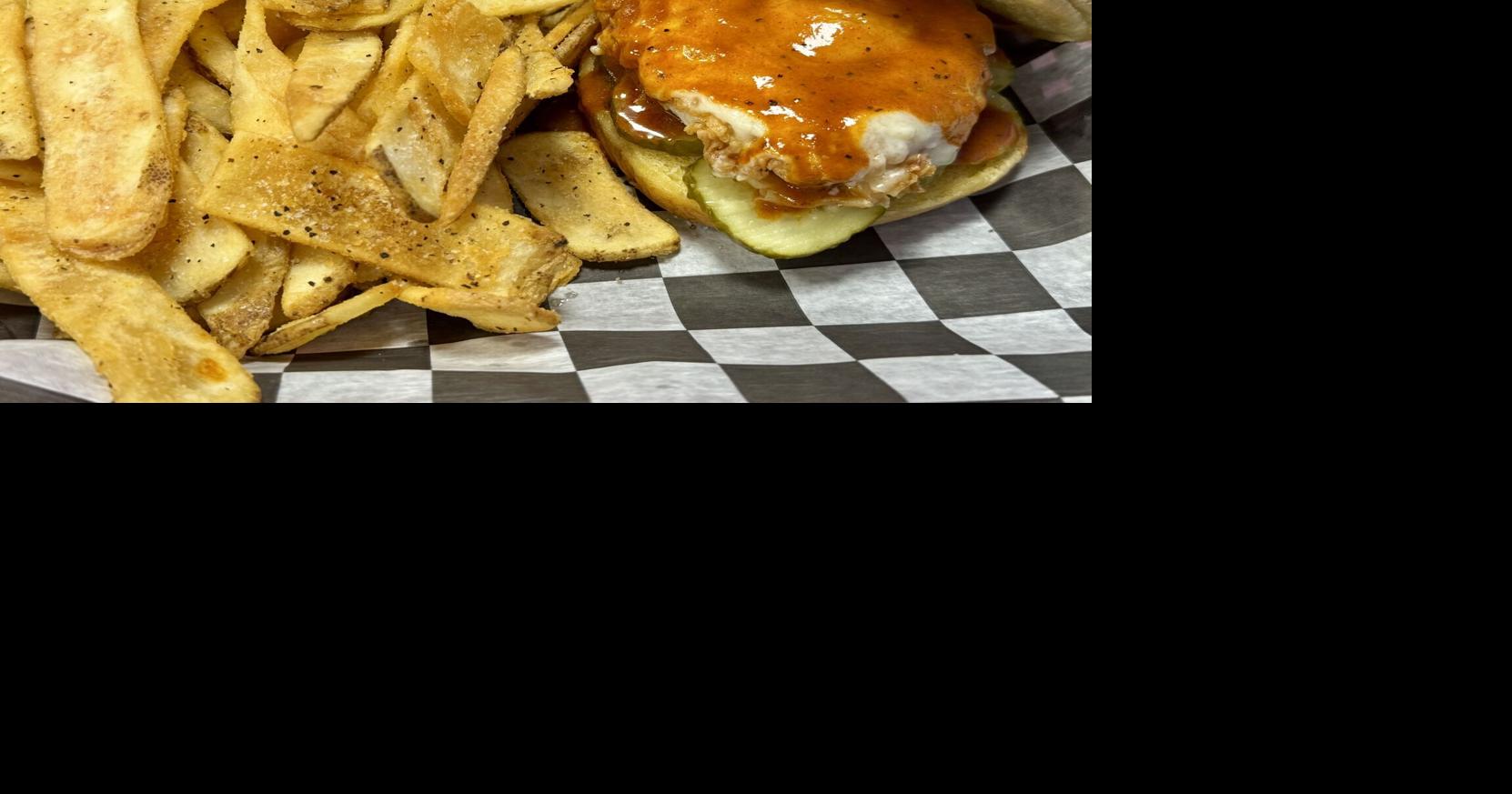 Chicken Royale opens fast-casual option for sandwiches, tenders in southeast Cedar Rapids