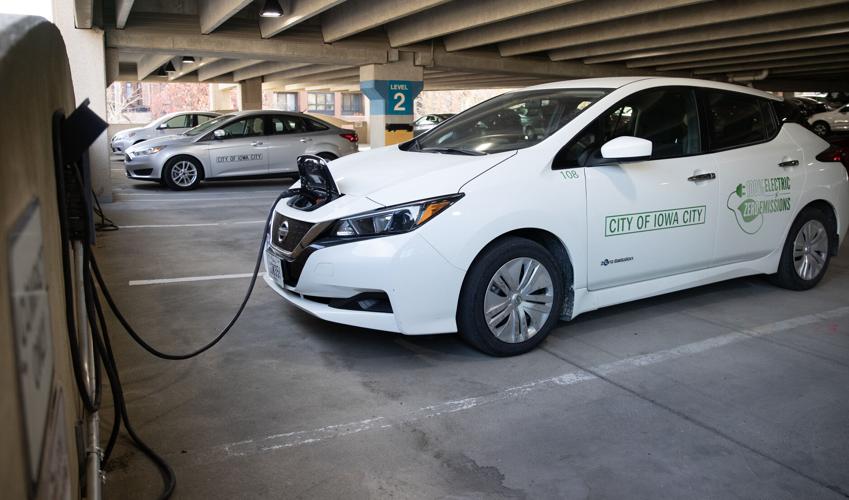 Despite the end of federal electric vehicle tax credits, interest in ...
