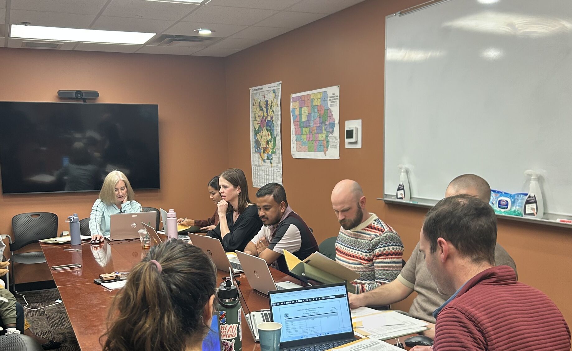 Detention fears loom for Iowa refugees amid new DHS policy | Political ...