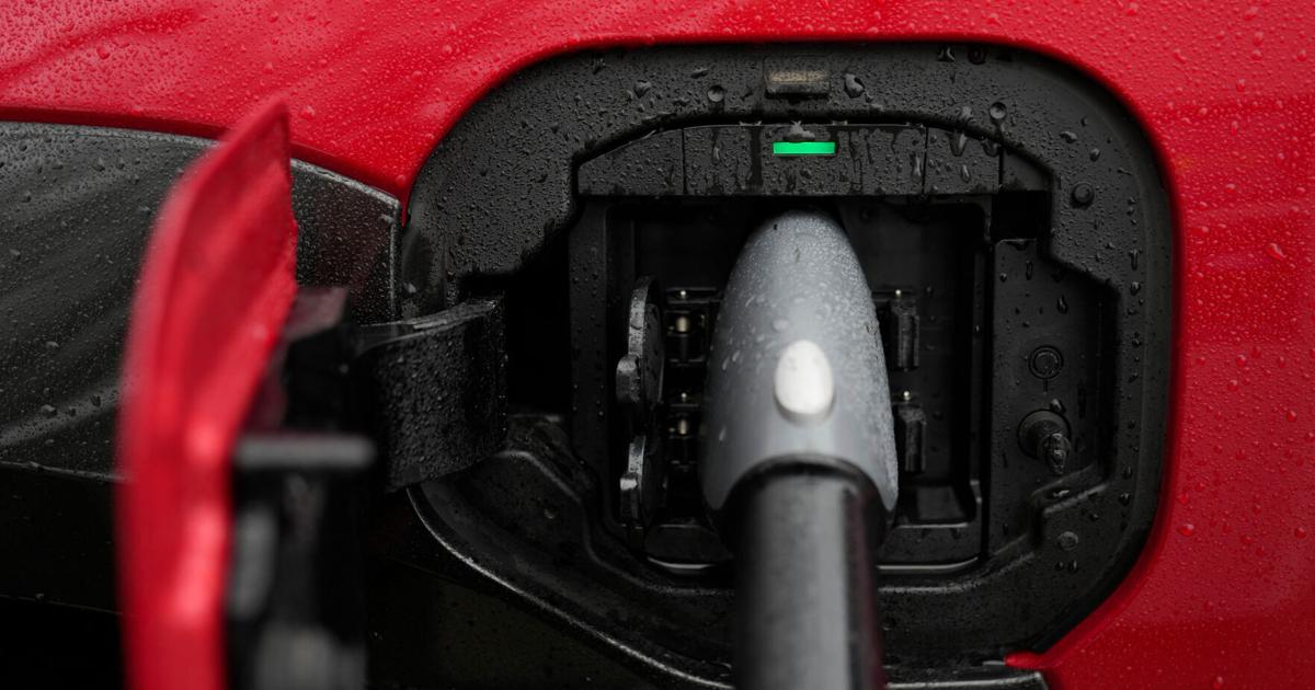 Opinion: Turn to electric vehicles and shun pricey gasoline