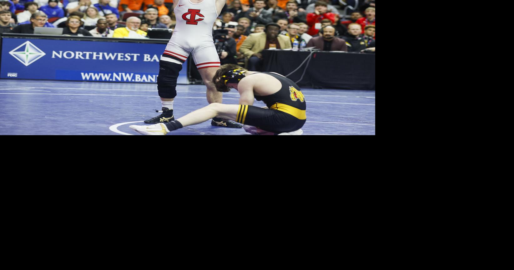 Photos: 2024 Class 3A Iowa high school boys’ state wrestling ...
