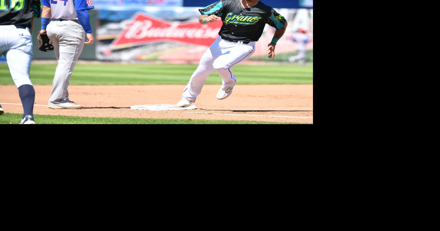 There’s no phoning it in for these Cedar Rapids Kernels