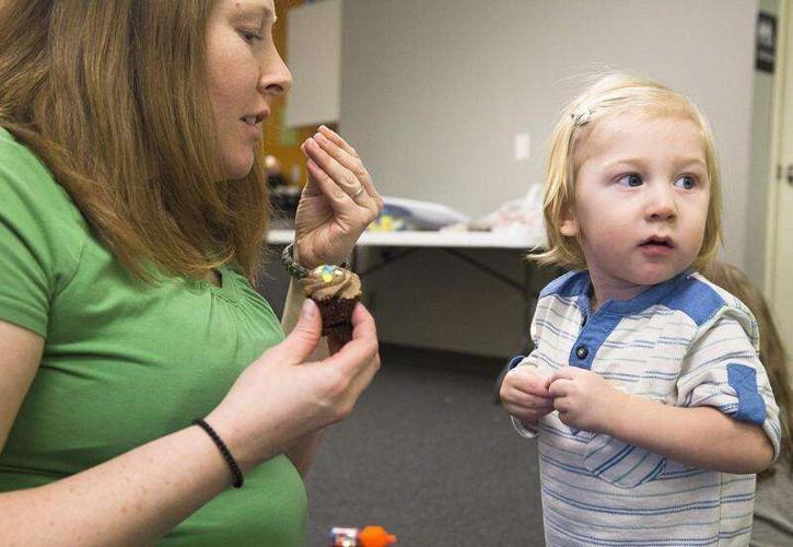 Baby sign language helps ease frustration, communication of young ...