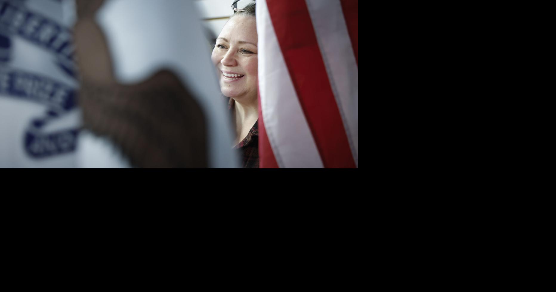 Democrats look for foothold in Iowa midterm elections